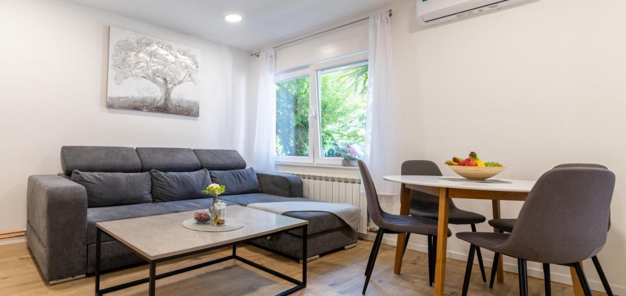 Ferienwohnung Kuca Za Odmor Palma Zagreb Exterior foto